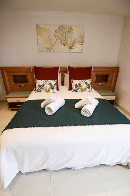 Sientete Como En Casa En Apartamento Padre Isla Apartment เลออน ภายนอก รูปภาพ